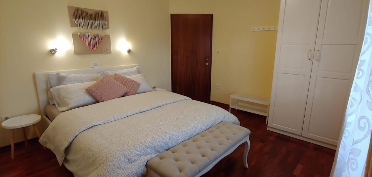 Apart-Villa Roma Нова Гориця Екстер'єр фото